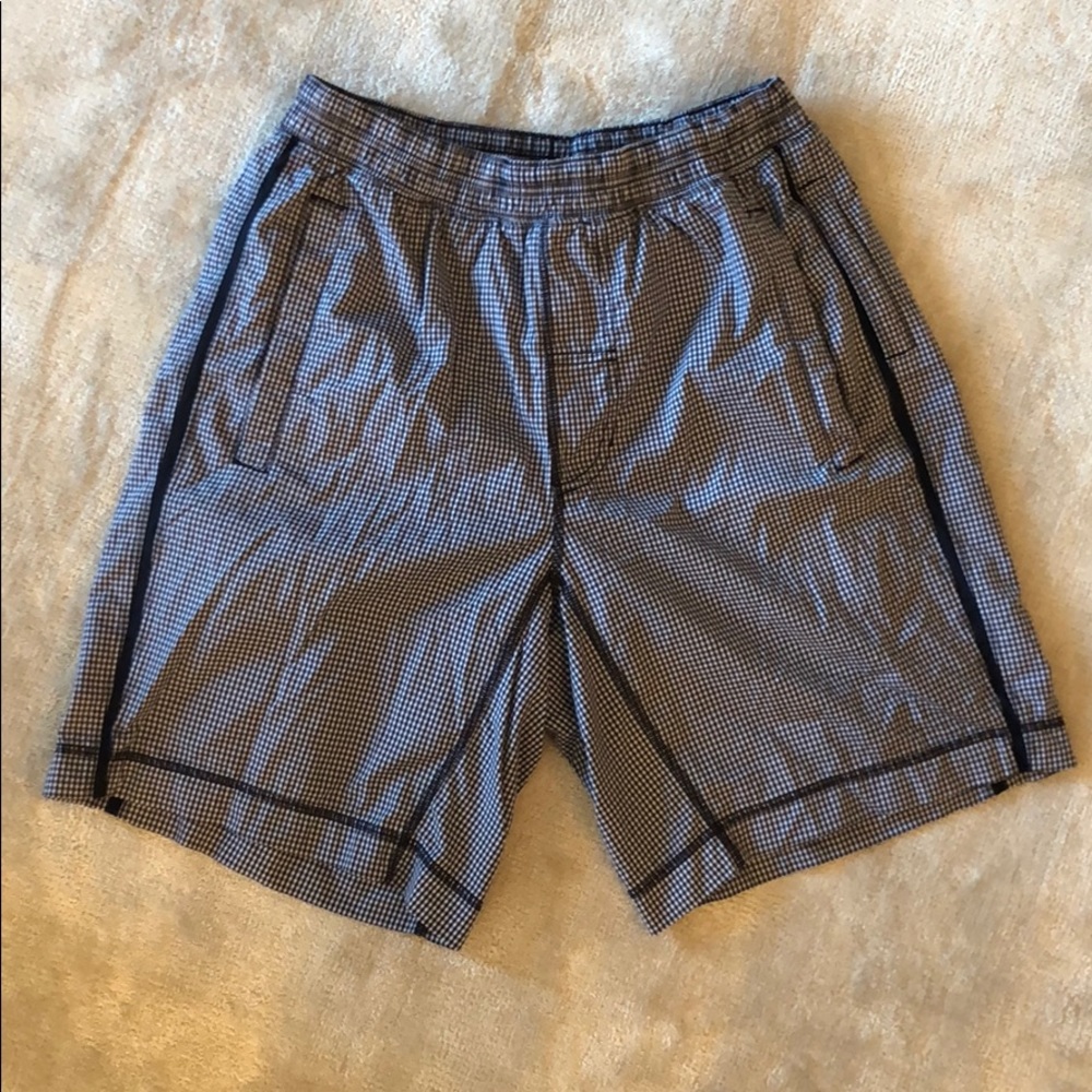Lululemon 9” Pace Breaker shorts